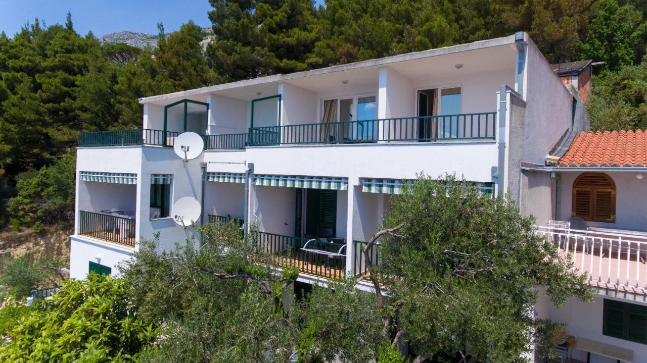 Apartments With A Parking Space Brela, Makarska - 11687 Exterior photo